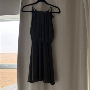 Elegant olive green Sleeveless Dress